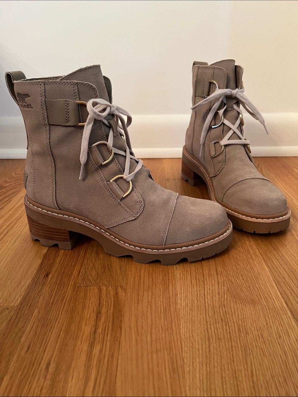 Sorel Women's Taupe Suede Lace-Up Joan Now Combat Boots